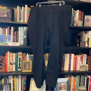 ✨✨$5 Closet Clean Out! Through 12/31! ✨✨